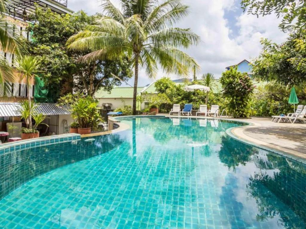 Baan Lukkan Patong Resort Phuket Exterior photo