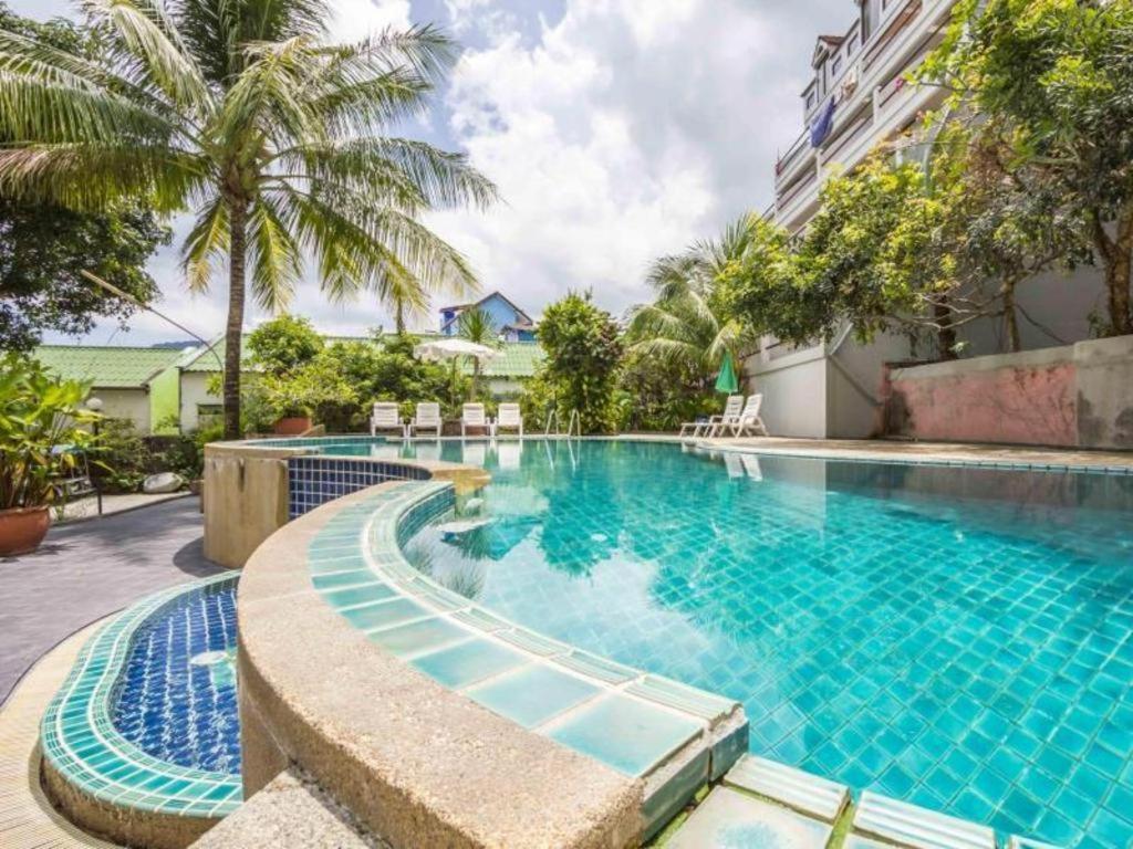 Baan Lukkan Patong Resort Phuket Exterior photo