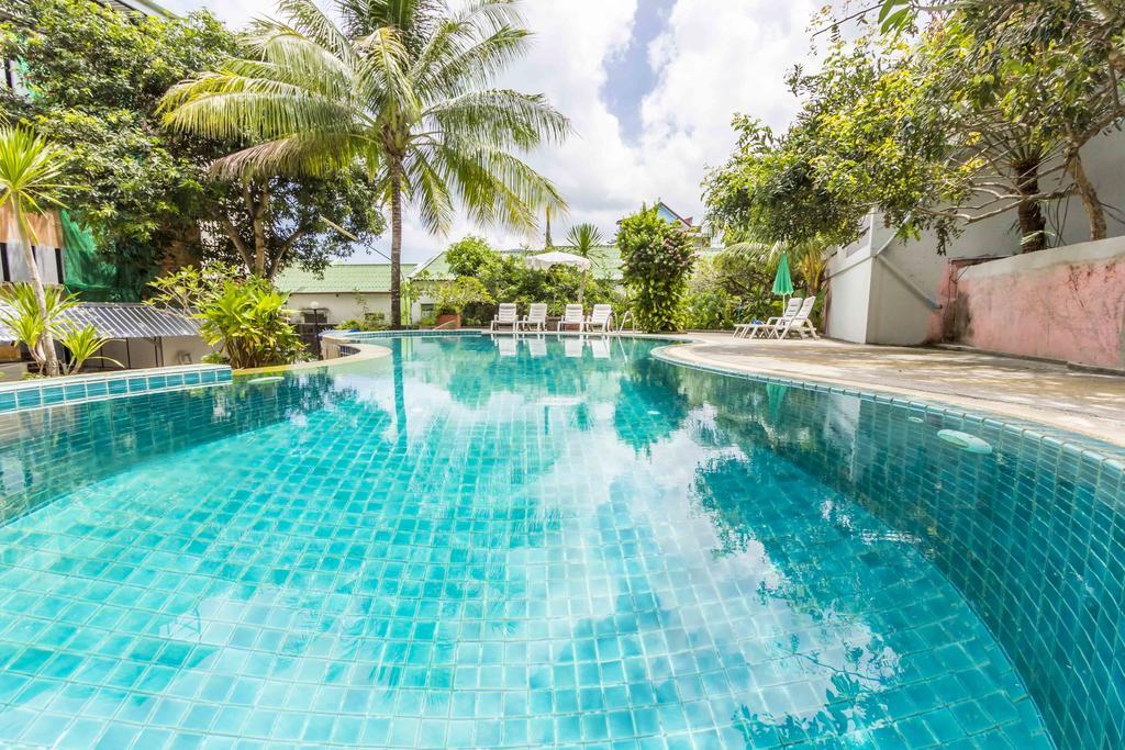 Baan Lukkan Patong Resort Phuket Exterior photo