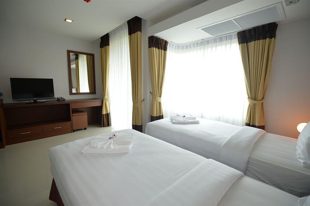 Baan Lukkan Patong Resort Phuket Exterior photo