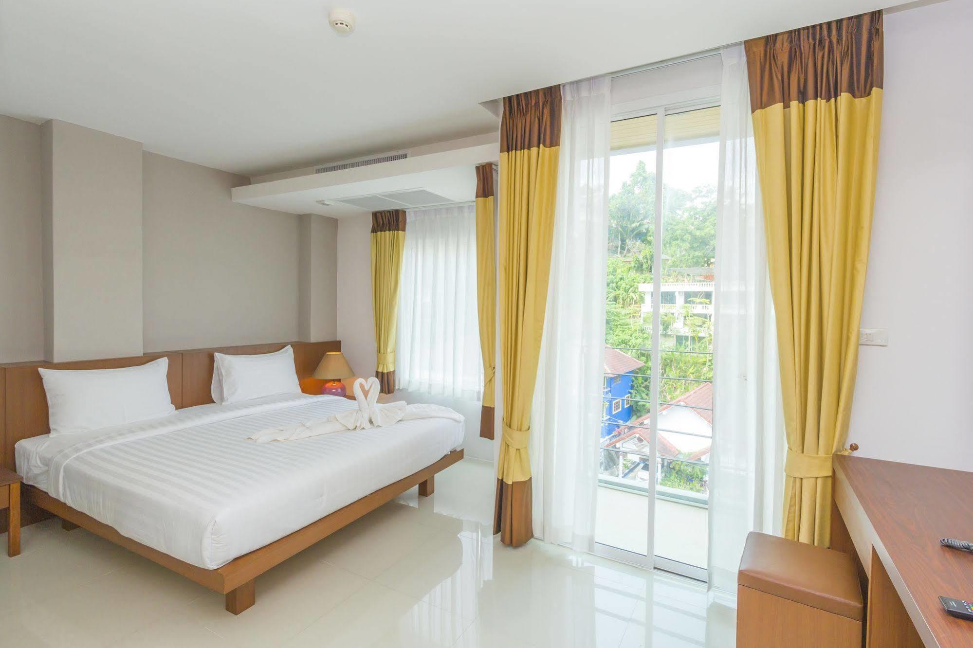 Baan Lukkan Patong Resort Phuket Exterior photo