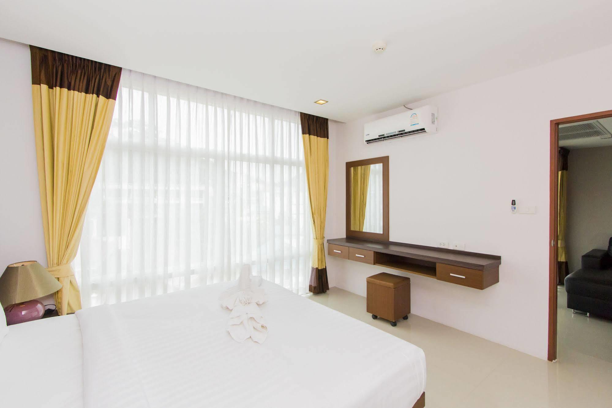 Baan Lukkan Patong Resort Phuket Exterior photo