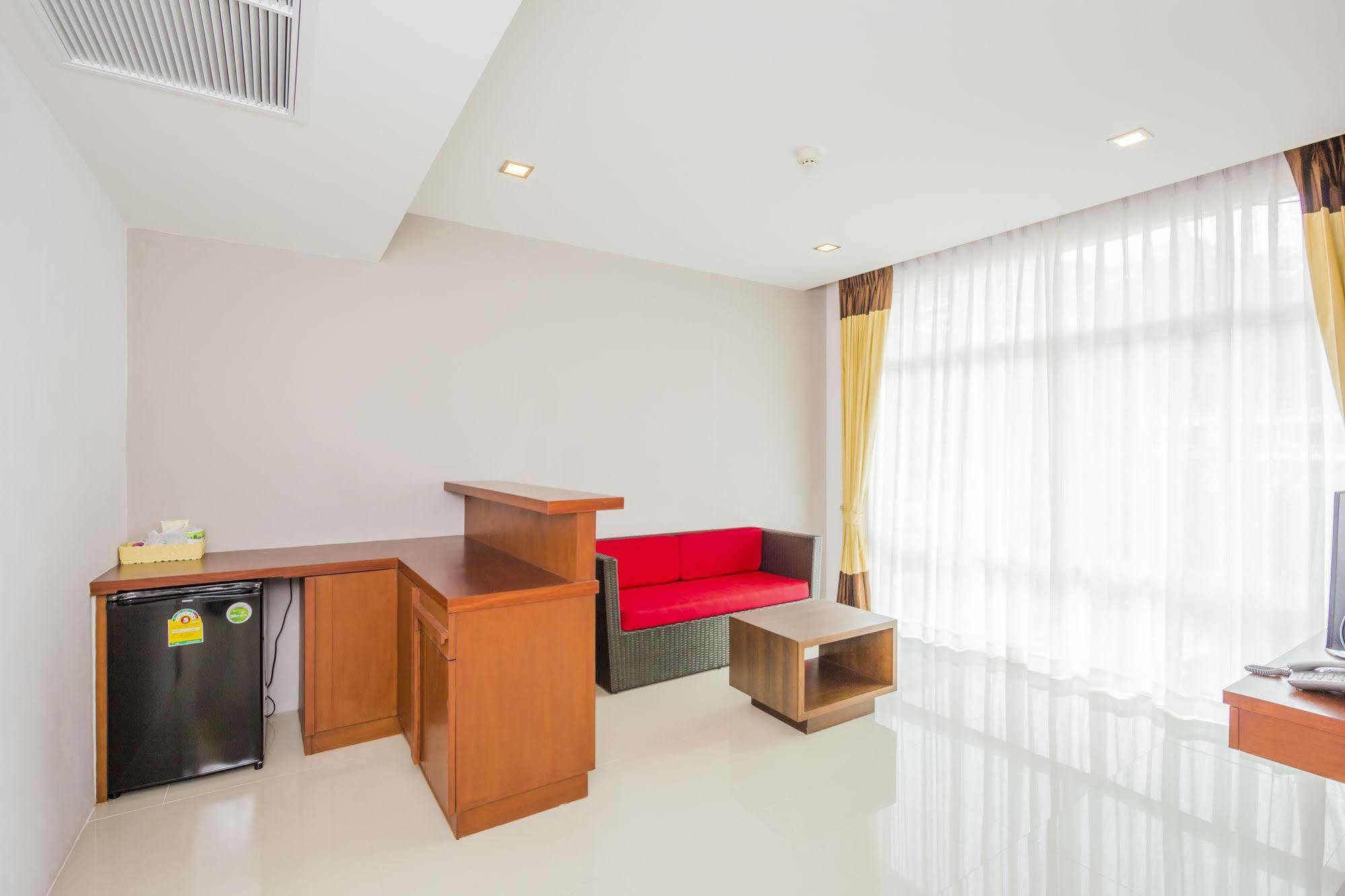 Baan Lukkan Patong Resort Phuket Exterior photo