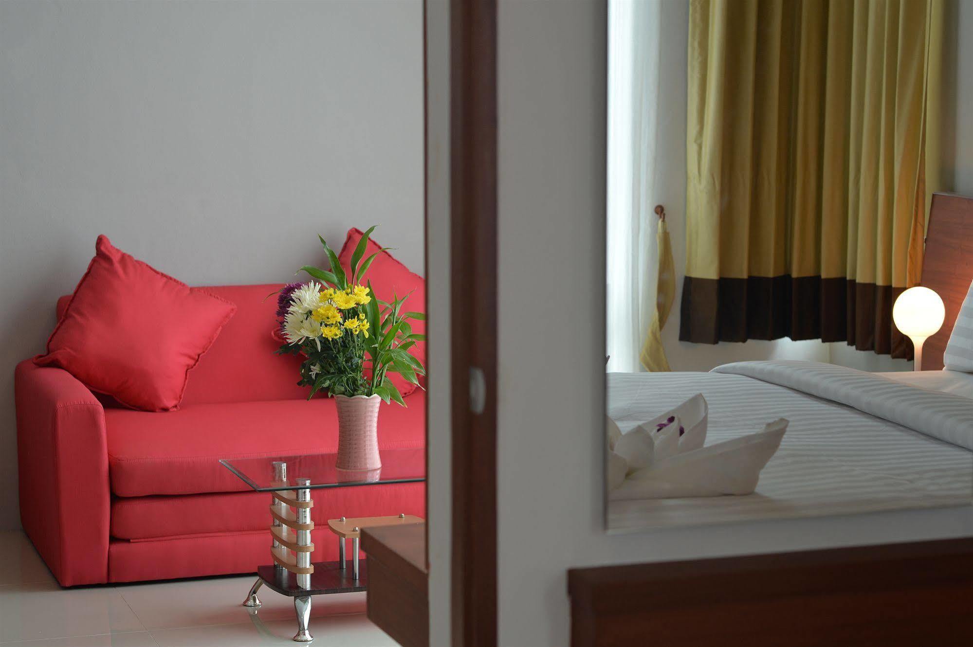 Baan Lukkan Patong Resort Phuket Exterior photo